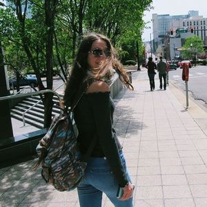 Meet your Posher, Tori